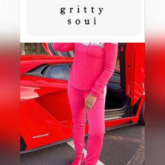 GRITTY SOUL, Petty in pink open shoulder pink hooded tracksuit size M - Picture 4 of 8